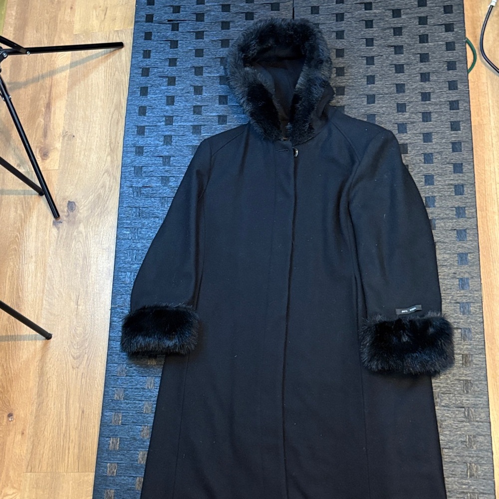 Black fur trimmed women’s 100% wool peacoat trench black s petite by JP 1893